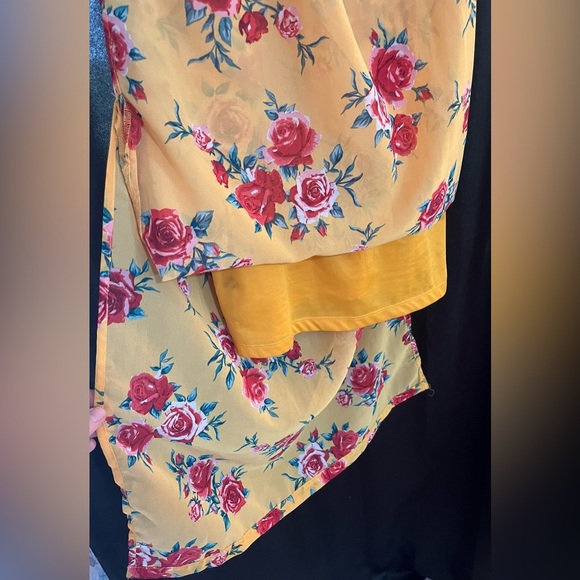 H&M Divided women’s size 6 yellow floral dress beachy summer spring - Picture 4 of 5